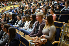 [FOTO] Rekordowa liczba zgłoszeń na seminarium chemiczne